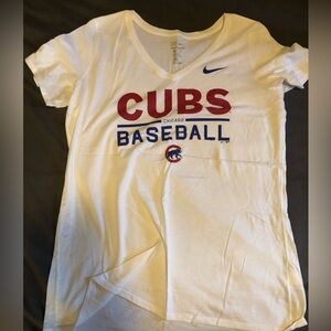 Women’s Nike MLB Chicago Cubs T-shirt